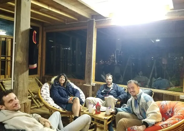 Tavan Dragon House