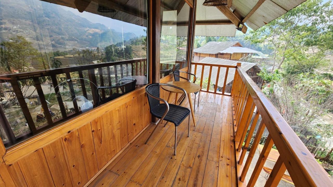 Tavan Dragon House Lodge